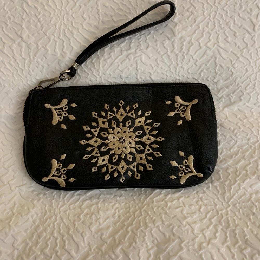 Lucky Brand Wristlet Wallet